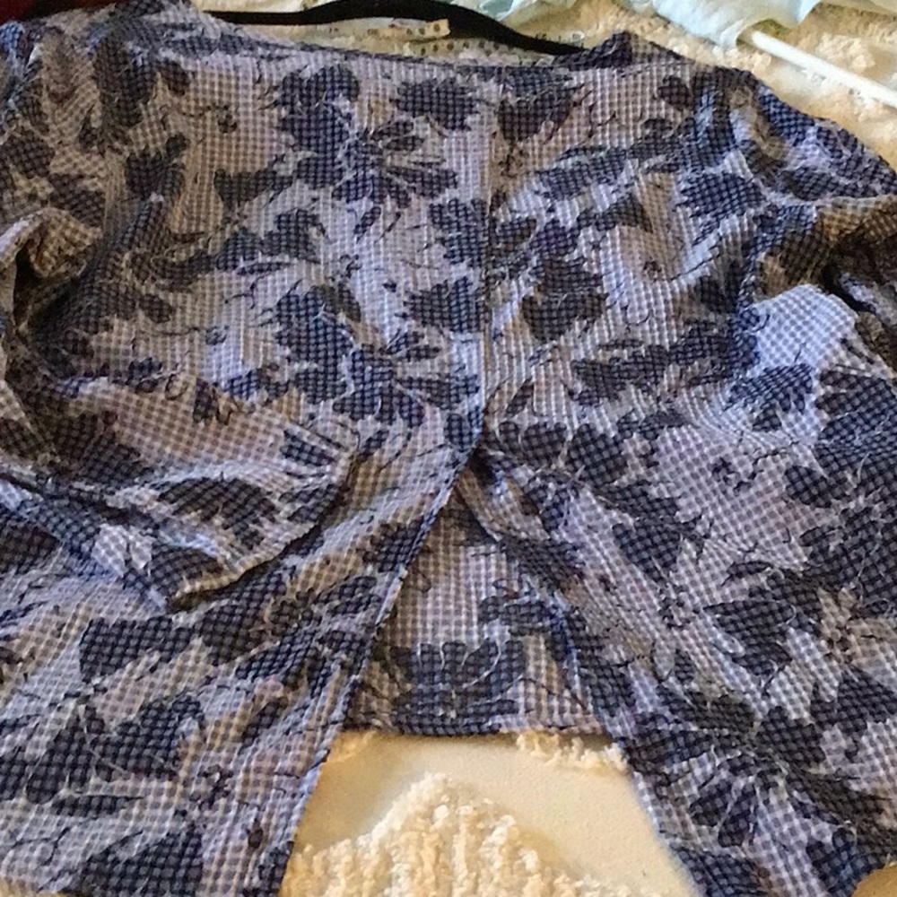 Cut Loose Split Back Gingham Floral Blouse Medium Purple - Picture 4 of 4